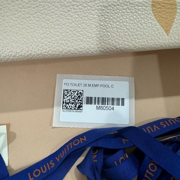 LOUIS VUITTON Creme Monogram Empreinte Leather Pool Poche Toilette 26 Pouch - Picture 3 of 7